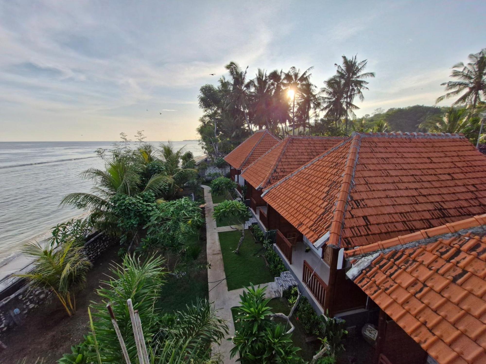Penyon Beach House Ped Buitenkant foto